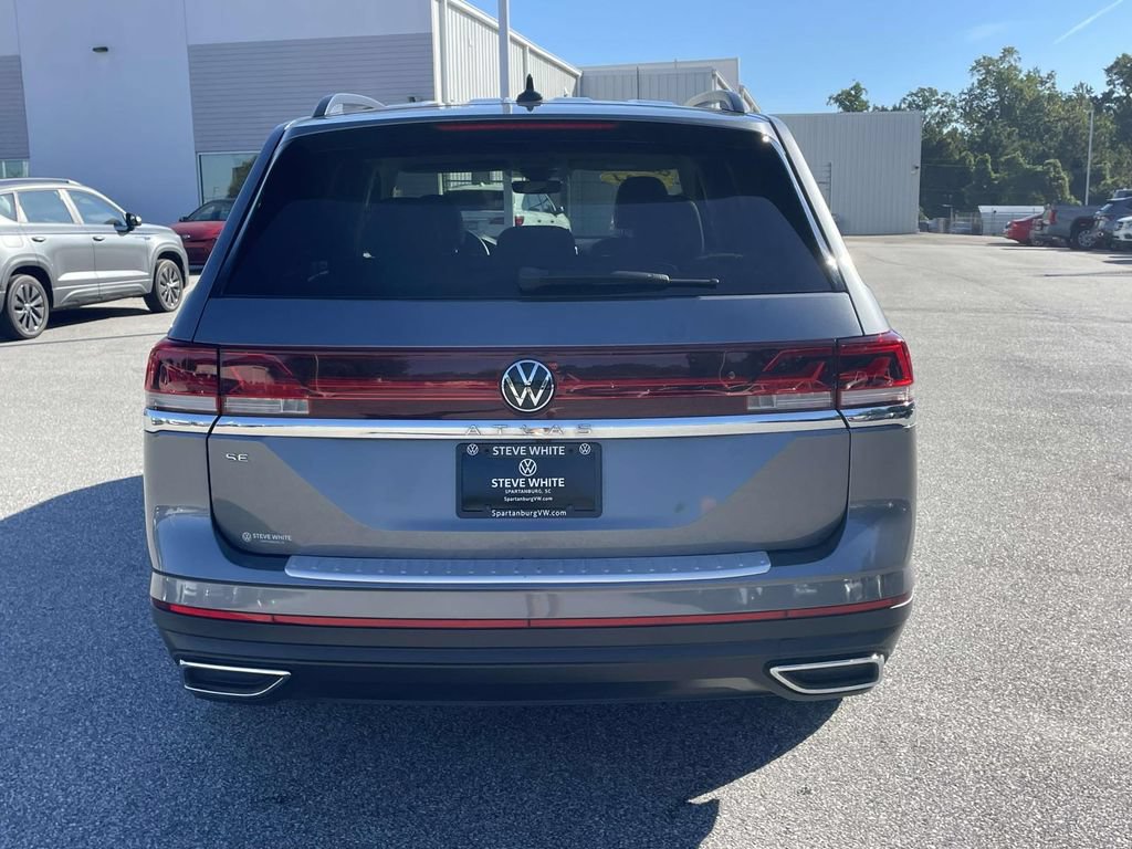 Certified 2024 Volkswagen Atlas SE FWD image 7