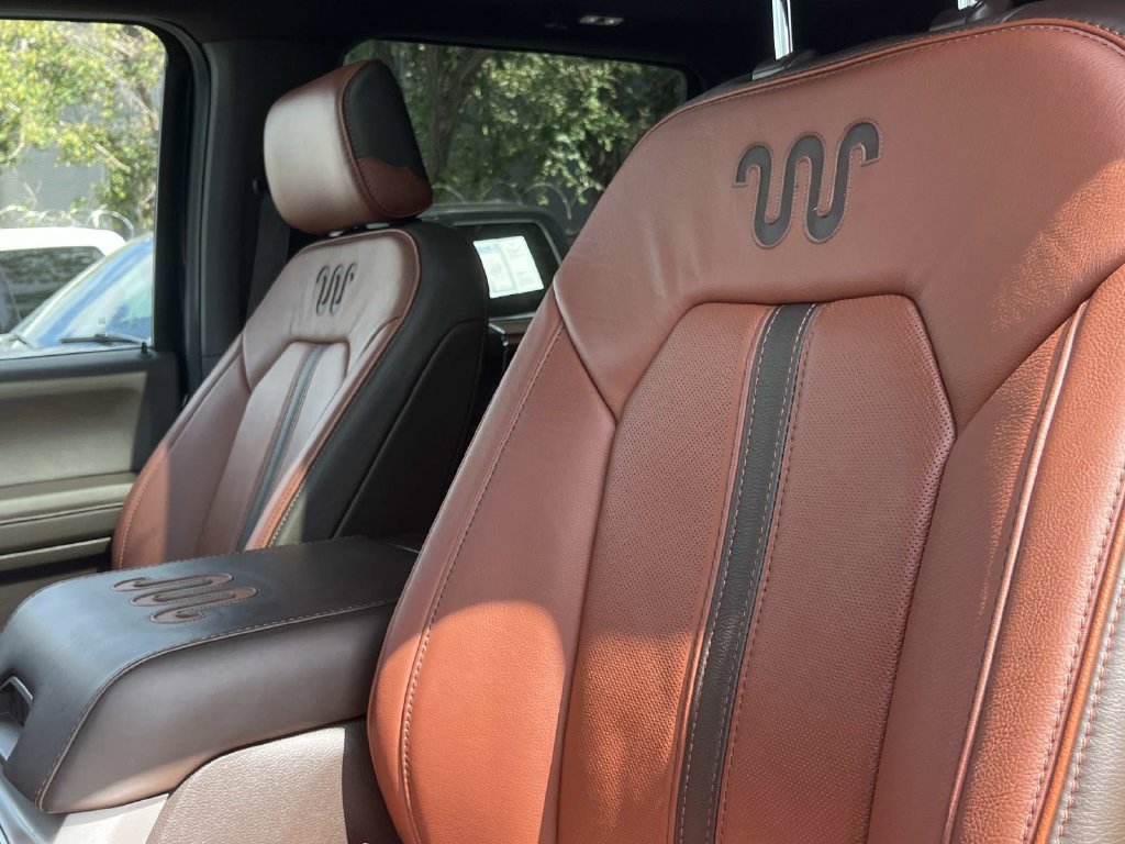 Certified 2022 Ford F350 King Ranch w/ King Ranch Ultimate Package AWD/4WD image 35