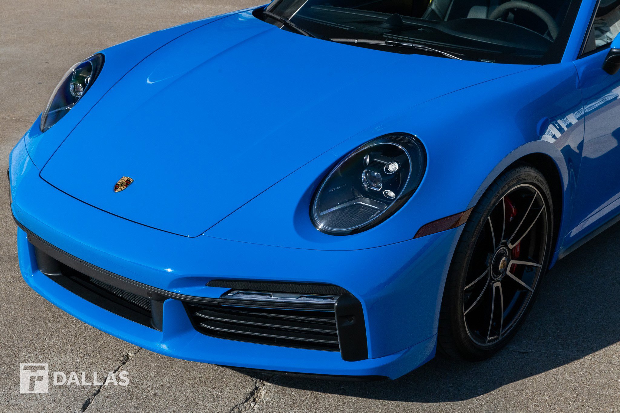 Used 2022 Porsche 911 Turbo image 6