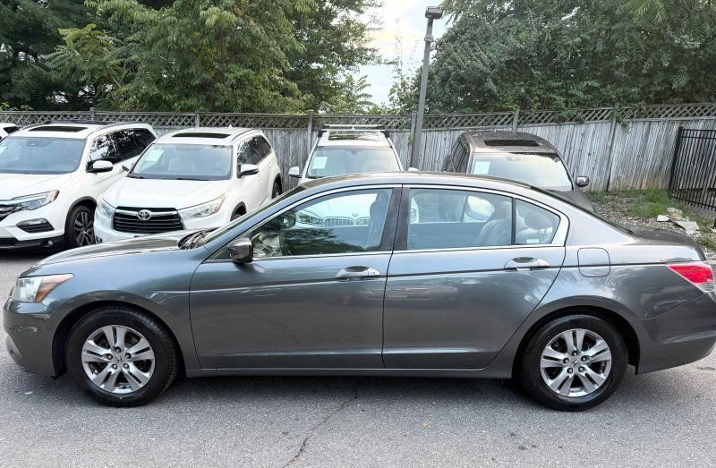 Used 2012 Honda Accord LX image 4