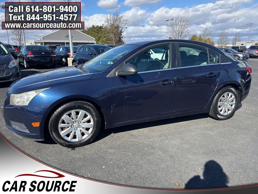 Used 2011 Chevrolet Cruze LS w/ Connectivity Package image 3