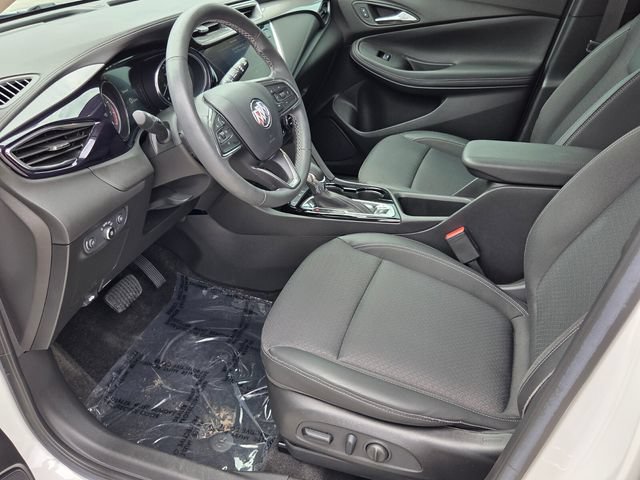 Used 2022 Buick Encore GX Select w/ Sport Touring Package FWD image 8