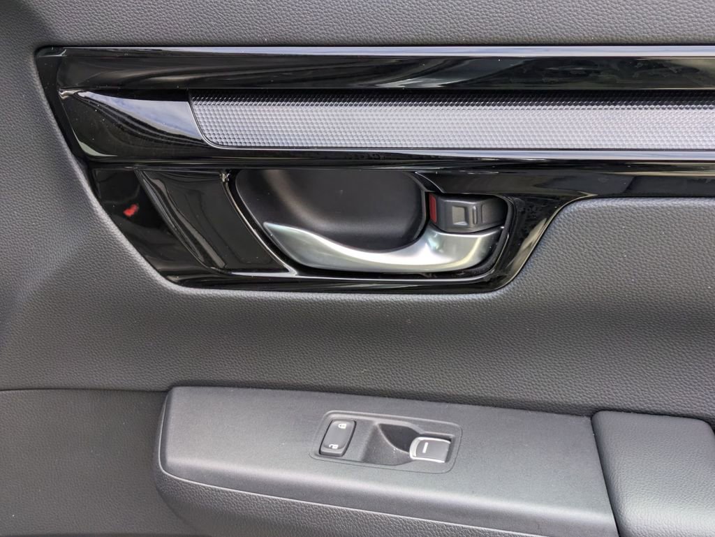 Used 2025 Honda CR-V EX-L image 30