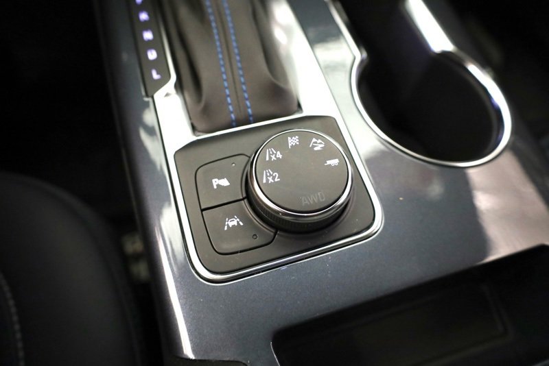 Used 2025 Chevrolet Blazer RS w/ Driver Confidence II Package image 21