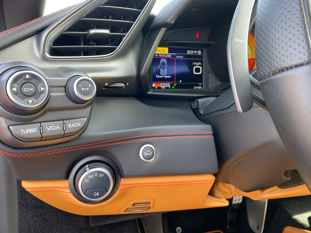 Used 2018 Ferrari 488 Spider image 36