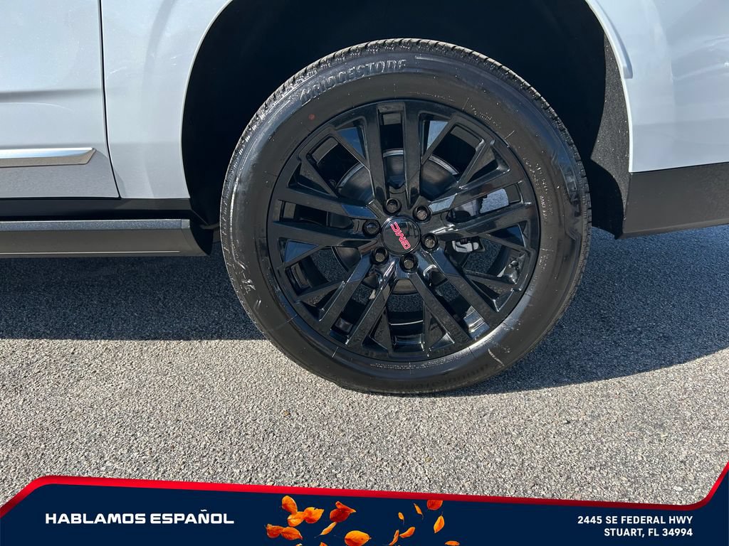 New 2026 GMC Yukon XL Denali w/ Denali Reserve Package AWD/4WD image 9