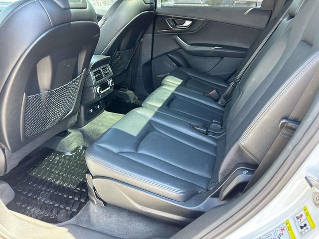 Used 2019 Audi Q7 3.0T Prestige AWD/4WD image 10