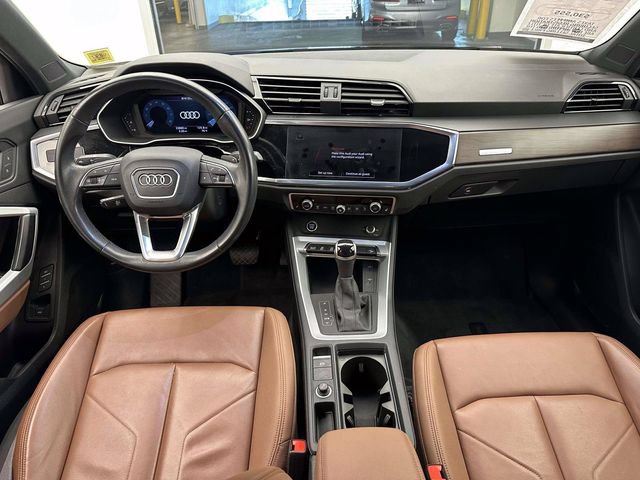 Used 2023 Audi Q3 2.0T Premium w/ Convenience Package AWD/4WD image 16