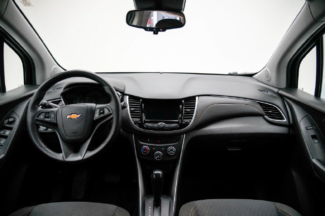 Used 2020 Chevrolet Trax LS w/ Tint and Cruise Package FWD image 26