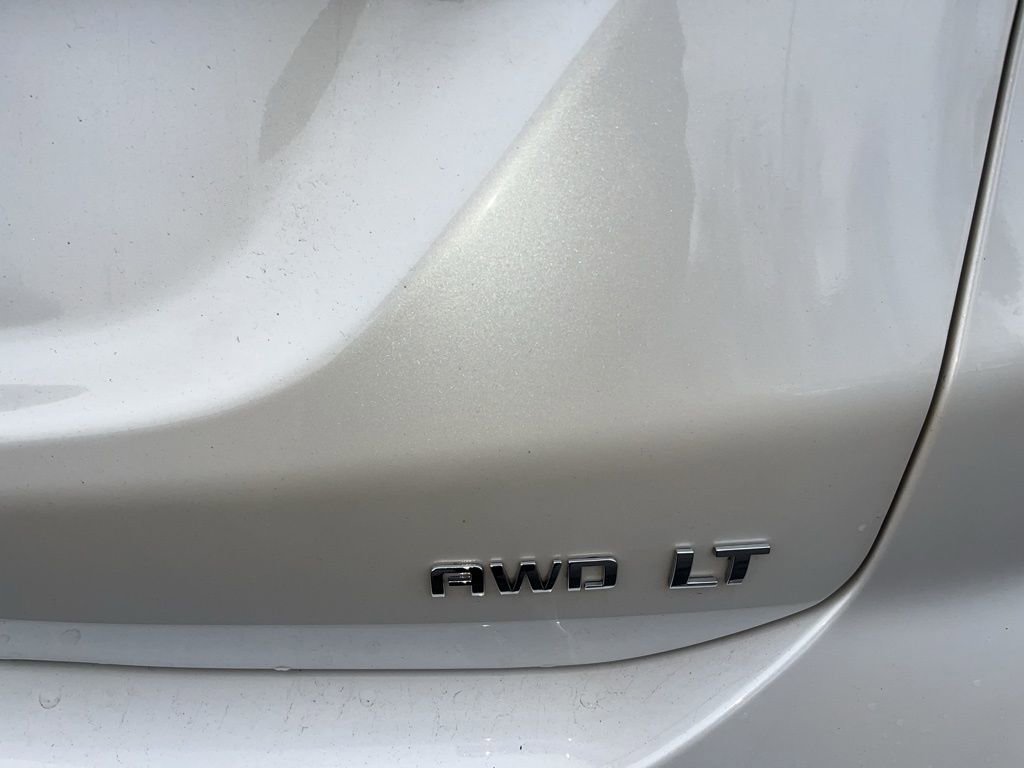 Used 2024 Chevrolet Equinox LT AWD/4WD image 5
