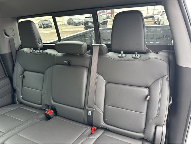 New 2026 GMC Sierra 1500 SLT w/ SLT Premium Plus Package AWD/4WD image 18