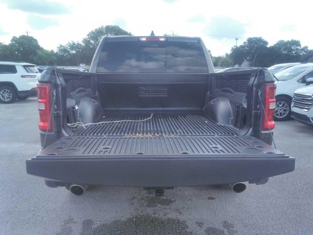 Used 2026 RAM 1500 Laramie AWD/4WD image 2