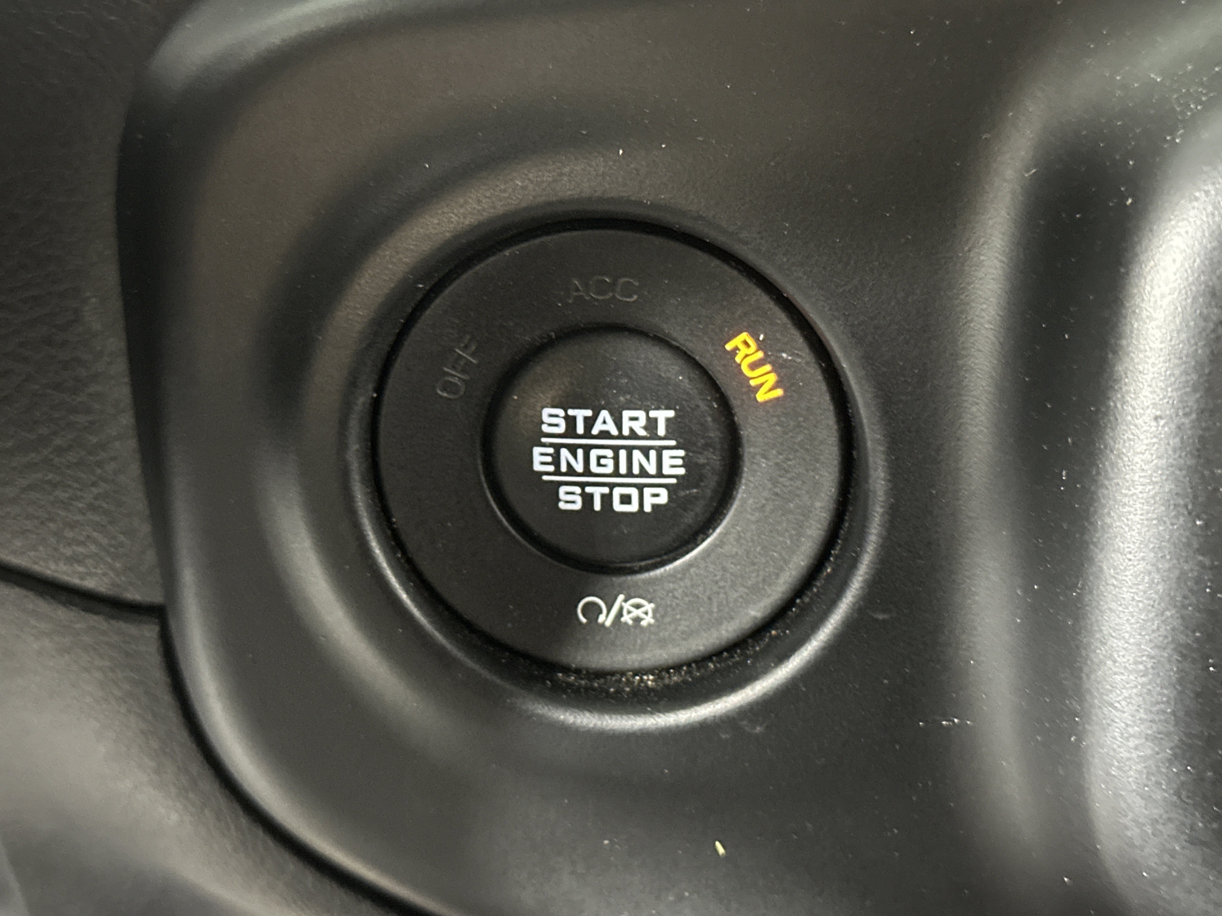 Used 2020 Jeep Wrangler Unlimited Sahara image 25