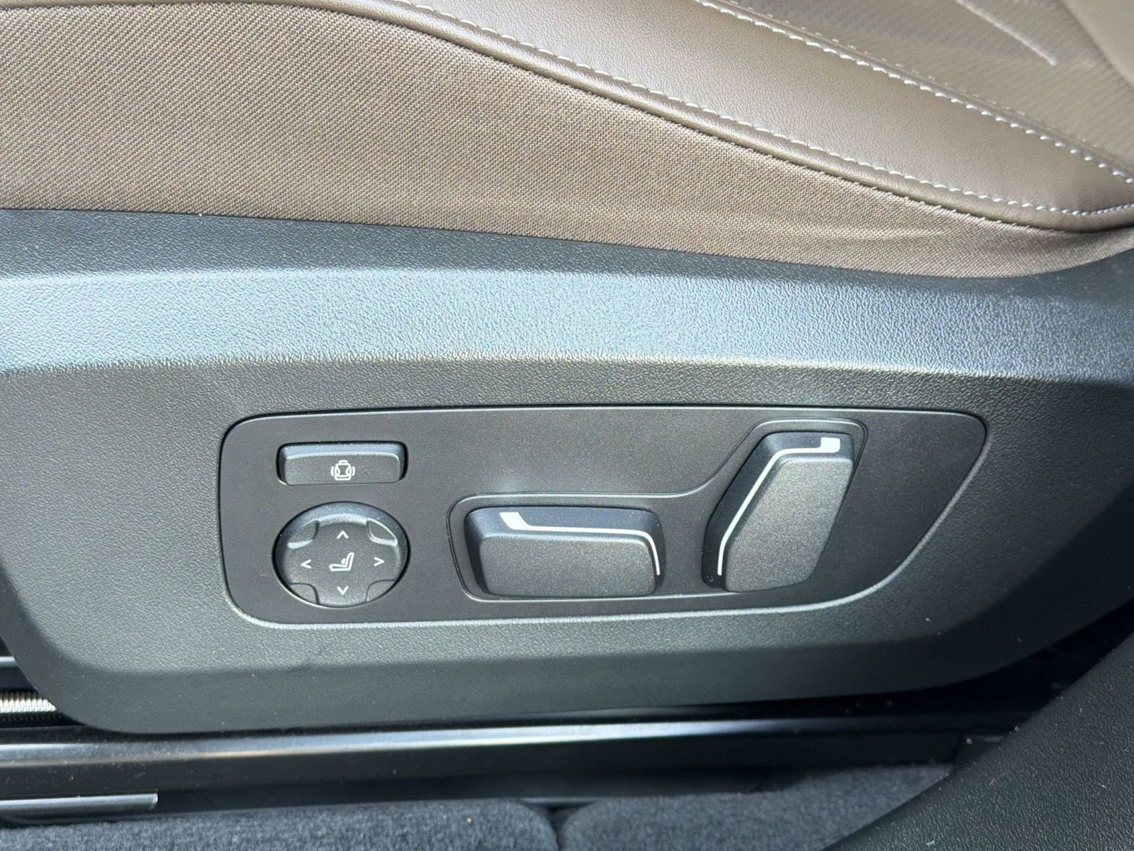 Used 2025 BMW X3 xDrive30i w/ Premium Package AWD/4WD image 14
