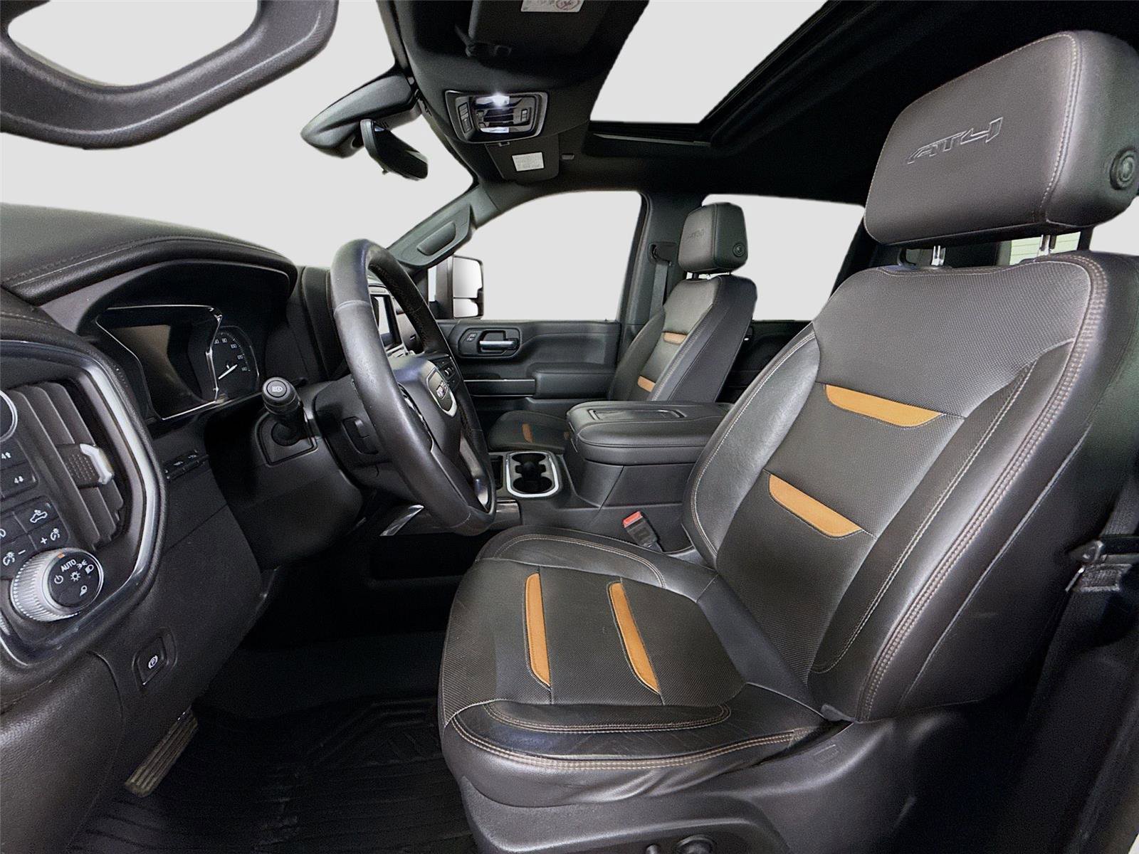 Used 2020 GMC Sierra 3500 AT4 w/ AT4 Premium Package image 16