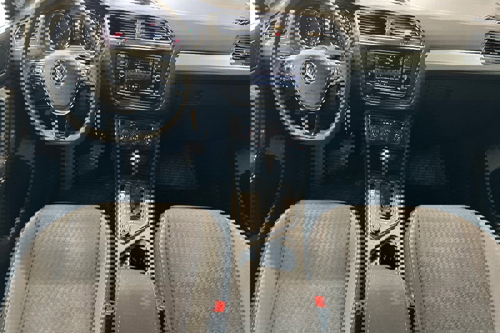 Used 2018 Volkswagen Tiguan S w/ 3rd Row Seat Package image 15