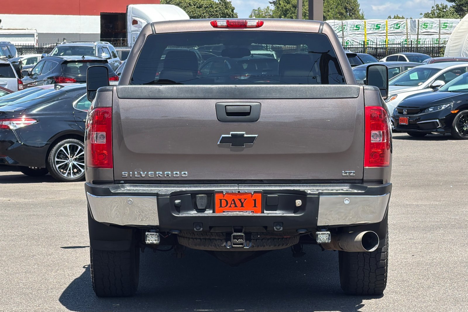 Used 2008 Chevrolet Silverado 2500 LTZ w/ Safety Package AWD/4WD image 6
