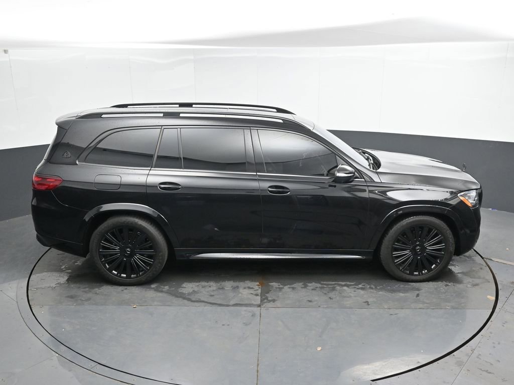 Used 2024 Mercedes-Benz Maybach GLS 600 4MATIC image 37