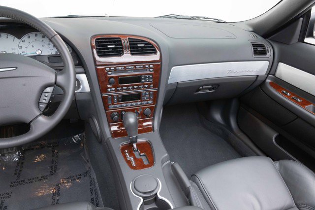 Used 2002 Ford Thunderbird Deluxe image 14