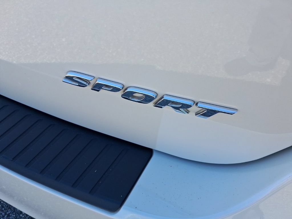 Certified 2024 Honda Odyssey Sport image 9