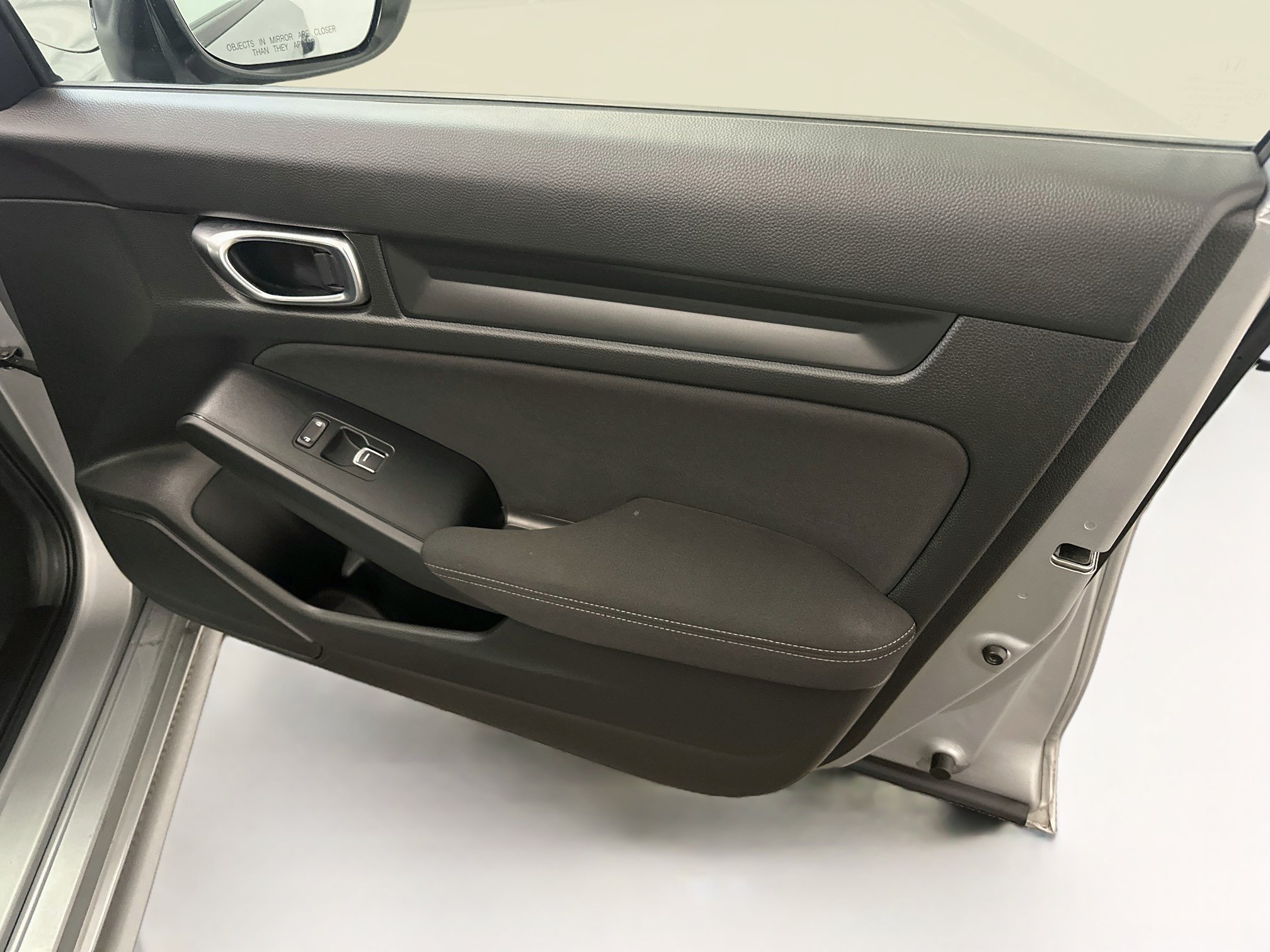 Used 2025 Honda Civic Sport image 32