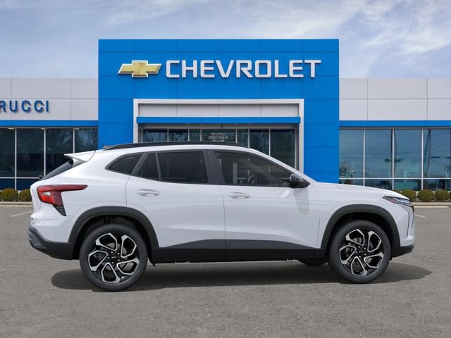 New 2026 Chevrolet Trax RS w/ Sunroof Package FWD image 5