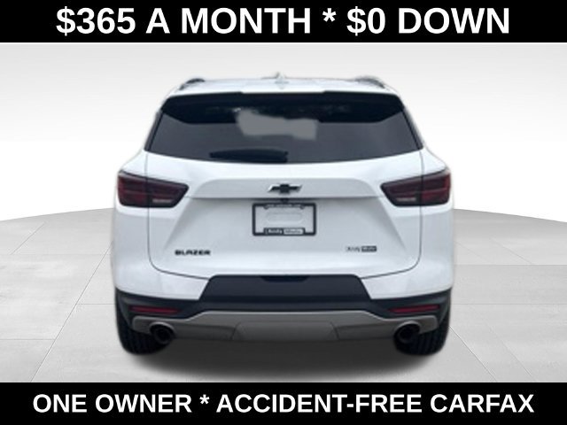 Used 2023 Chevrolet Blazer LT w/ Midnight/Sport Edition FWD image 4