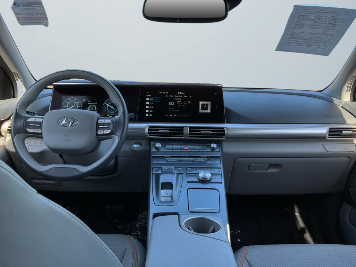 Used 2022 Hyundai Nexo Blue FWD image 10