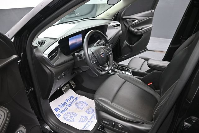 Used 2024 Buick Encore GX Sport Touring w/ Experience Buick Package AWD/4WD image 17