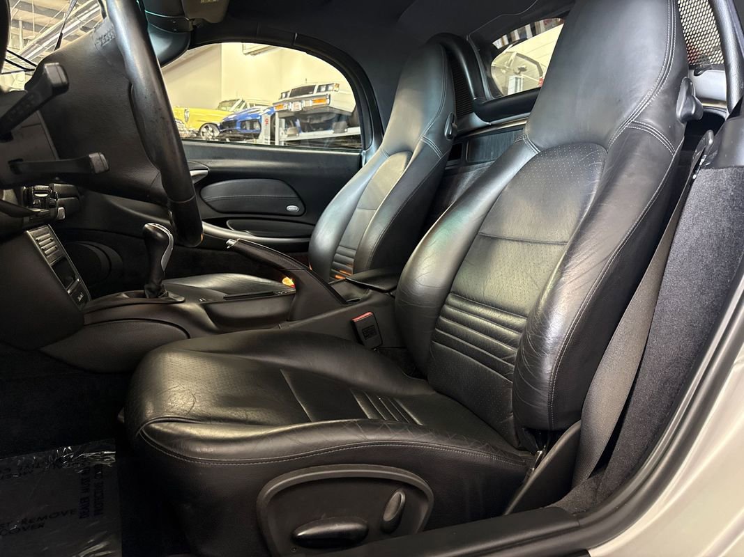 Used 2004 Porsche Boxster S image 12