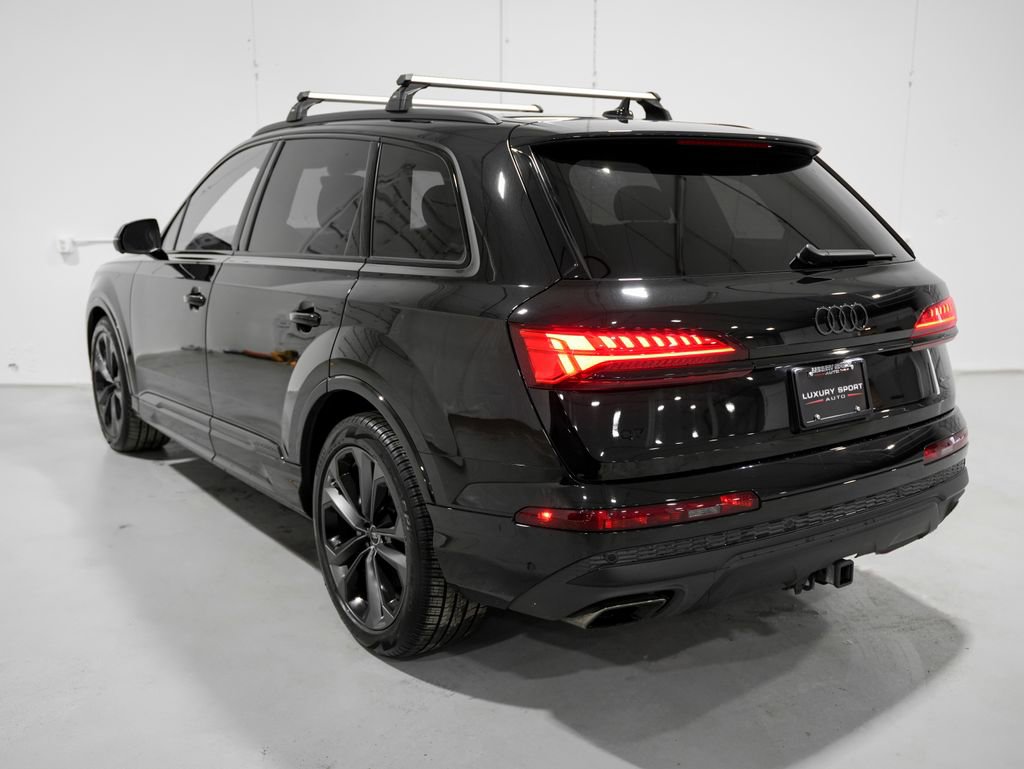 Used 2025 Audi Q7 3.0T Prestige image 3
