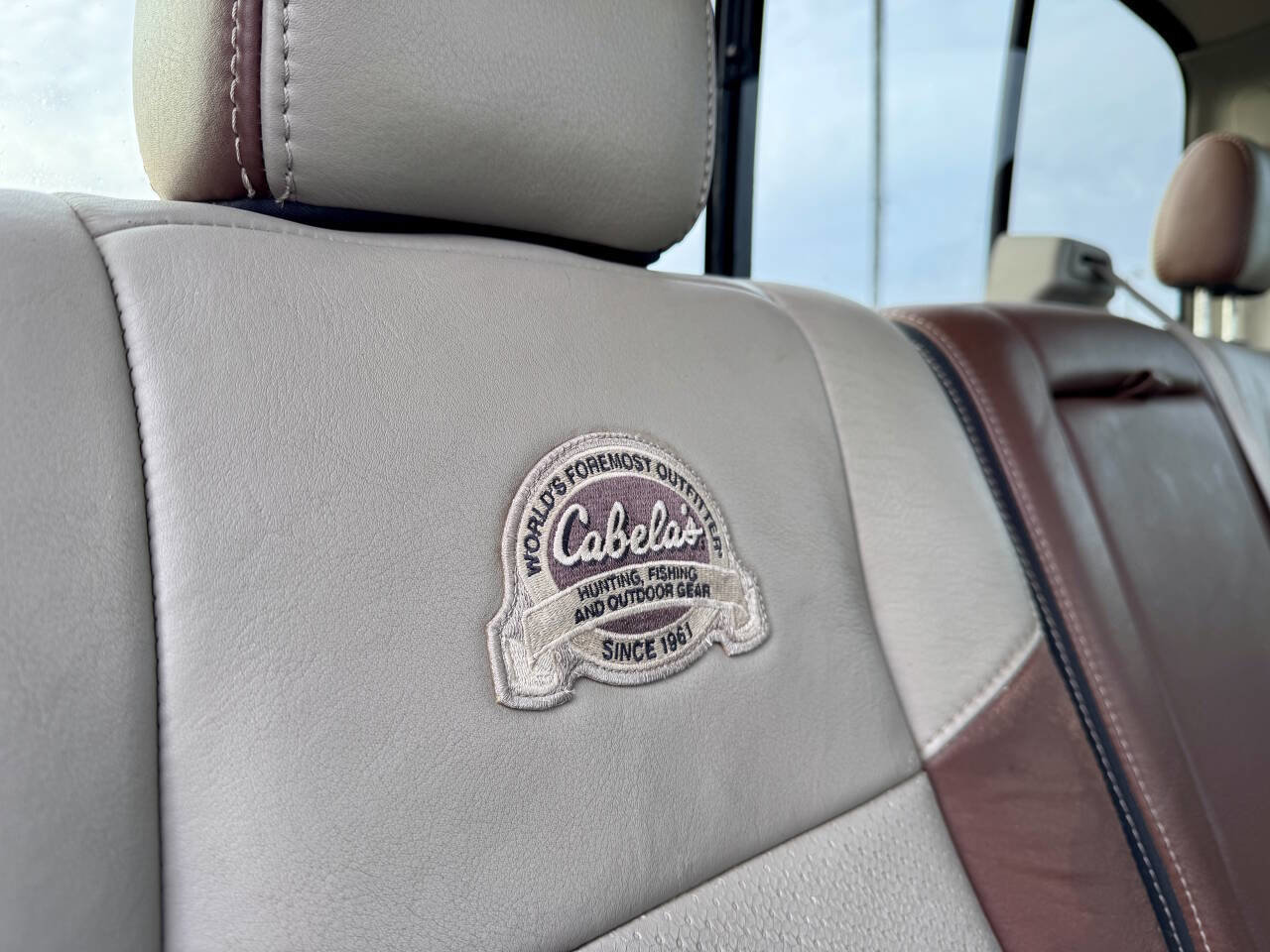 Used 2010 Ford F250 Cabela's image 15