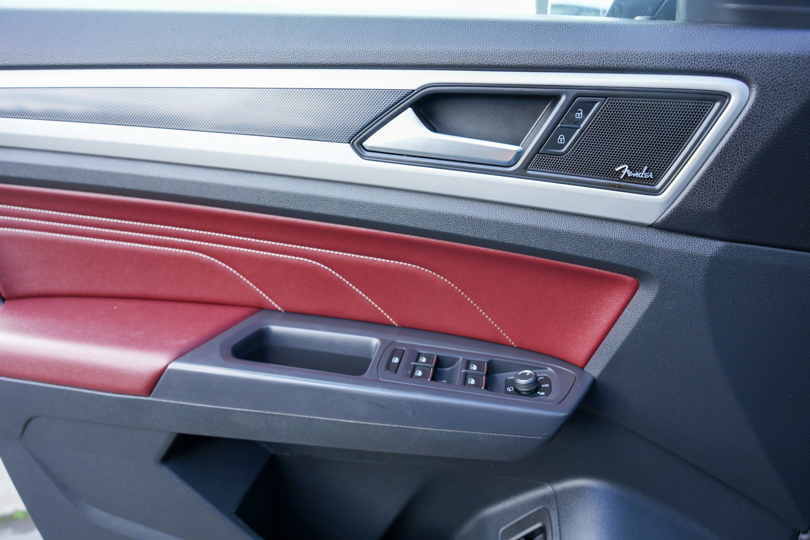 Used 2021 Volkswagen Atlas Cross Sport SEL Premium image 15