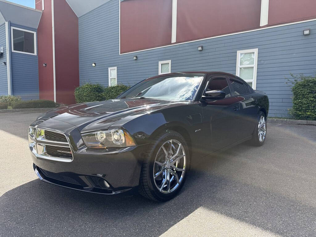 Used 2013 Dodge Charger R/T w/ Wheels & Tunes Group RWD image 9