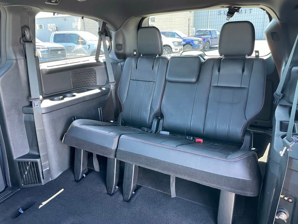 Used 2012 Dodge Grand Caravan R/T w/ Safety Sphere Group FWD image 9