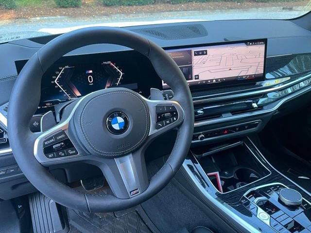 Used 2026 BMW X5 xDrive40i w/ M Sport Package AWD/4WD image 6