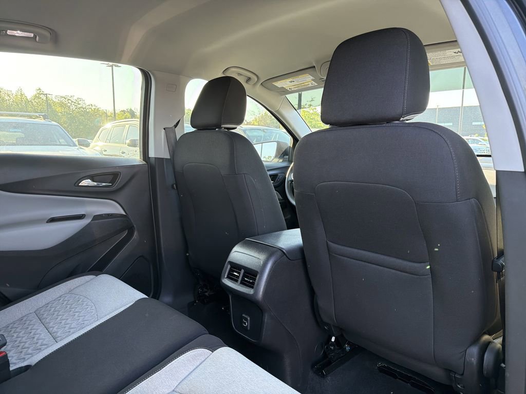 Used 2022 Chevrolet Equinox LS image 16