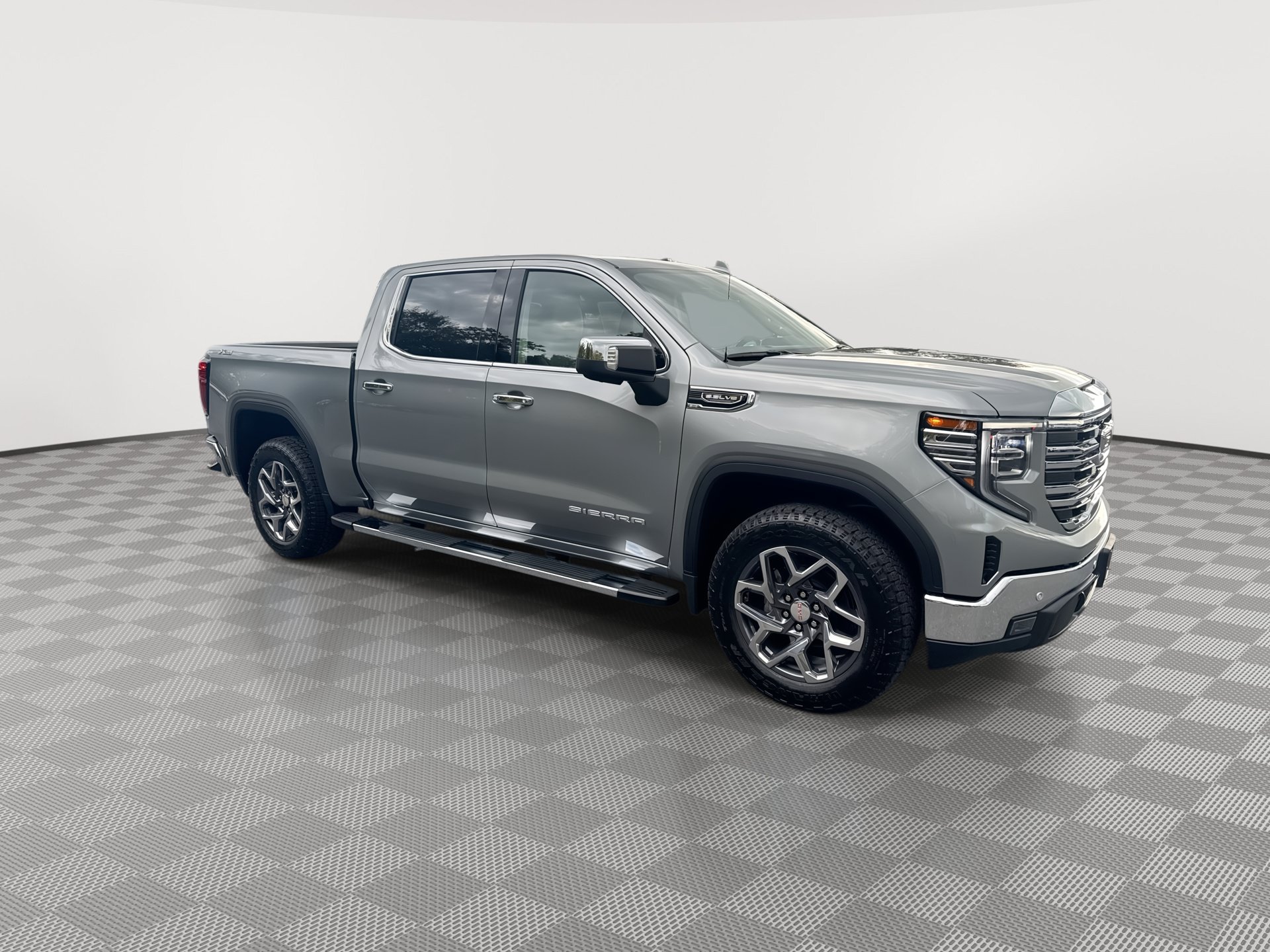 New 2026 GMC Sierra 1500 SLT w/ SLT Premium Plus Package AWD/4WD image 2