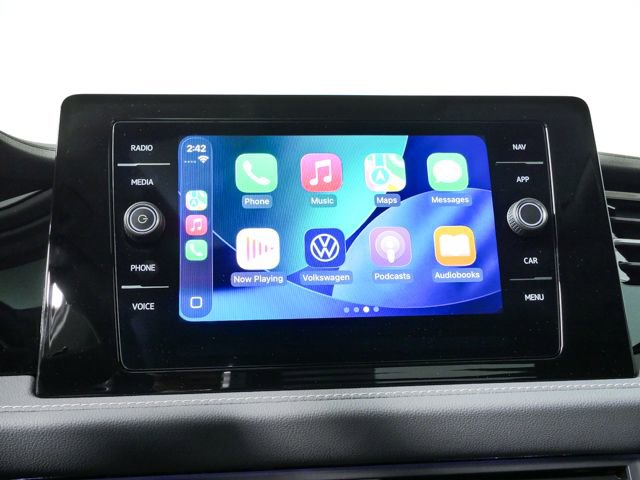 Used 2025 Volkswagen Jetta SEL FWD image 25