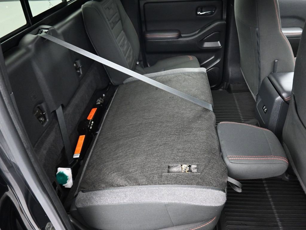 Used 2023 Nissan Frontier PRO-4X w/ Technology Package image 42