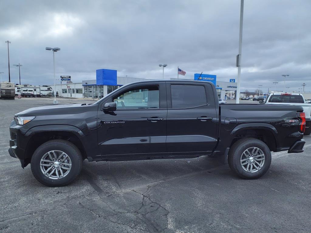 New 2025 Chevrolet Colorado LT w/ Advanced Trailering Package AWD/4WD image 8