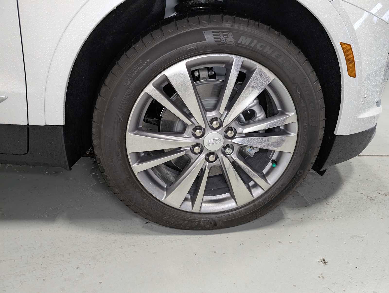 New 2025 Cadillac XT5 Premium Luxury w/ Technology Package AWD/4WD image 3