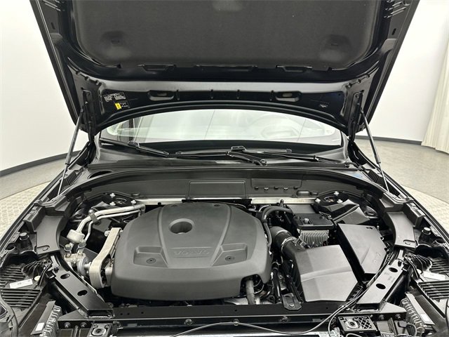 Used 2021 Volvo XC60 T5 Inscription w/ Advanced Package image 26