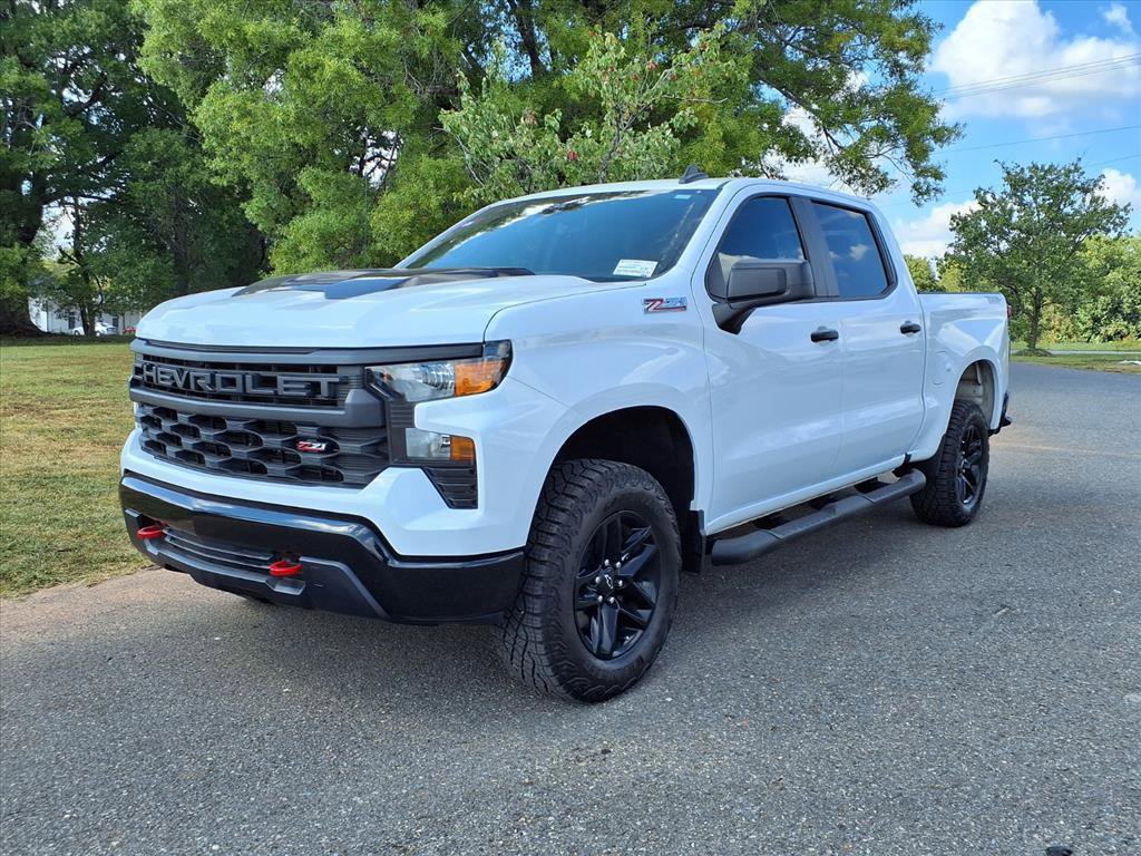 Used 2024 Chevrolet Silverado 1500 Custom Trail Boss image 1