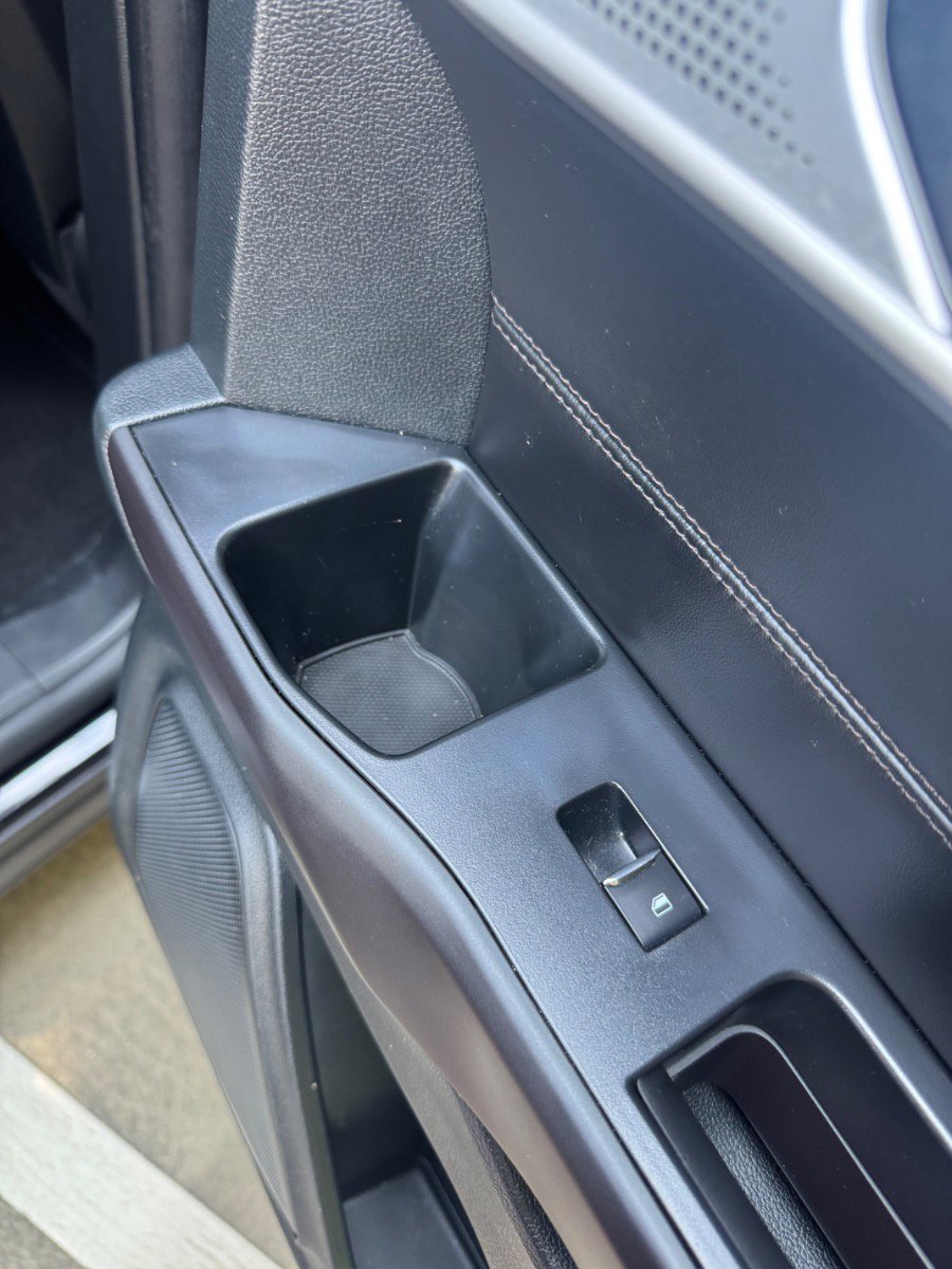 Used 2020 Ford Explorer Platinum w/ Premium Technology Package image 32