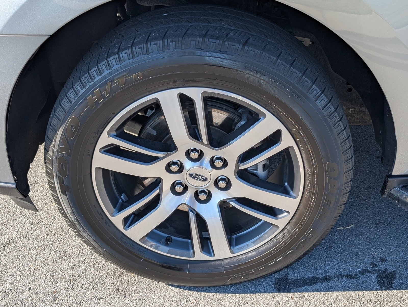 Used 2023 Ford Expedition Limited image 28