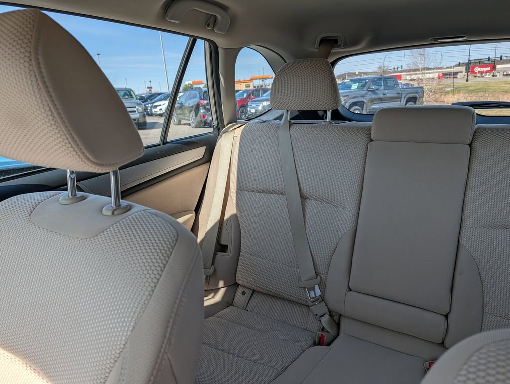 Used 2018 Subaru Outback 2.5i AWD/4WD image 12