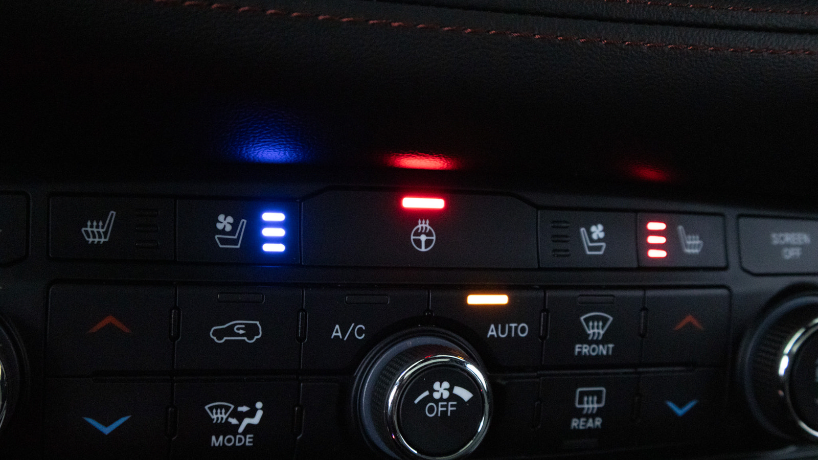 Used 2023 Dodge Durango GT AWD/4WD image 21