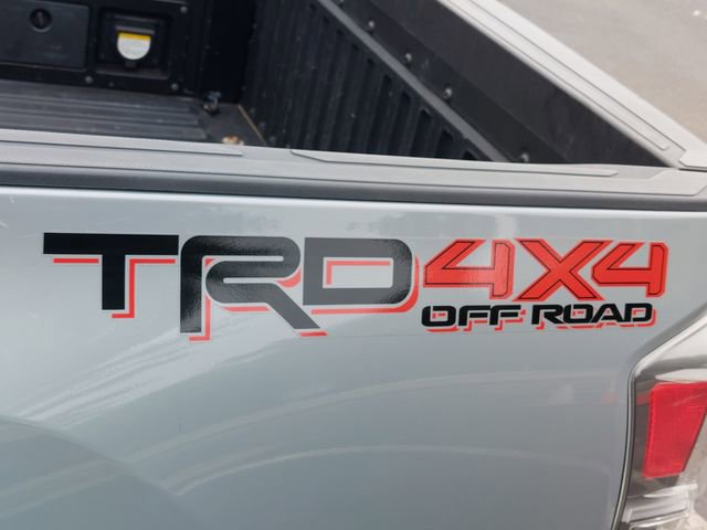 Used 2021 Toyota Tacoma TRD Off-Road AWD/4WD image 40
