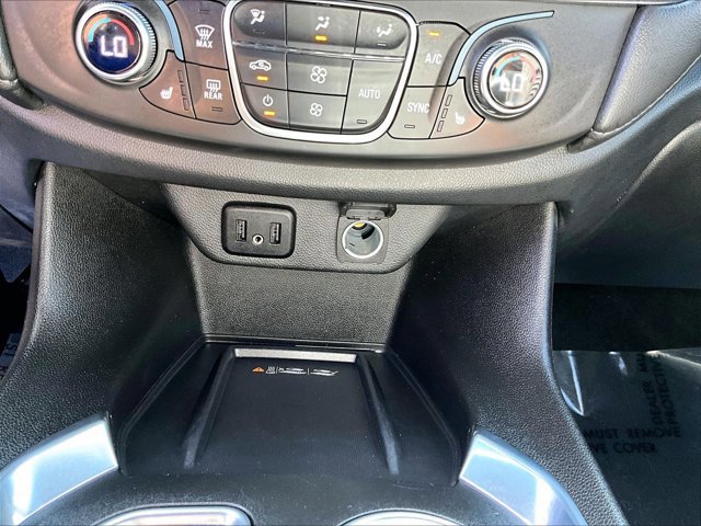 Certified 2023 Chevrolet Traverse LT image 22